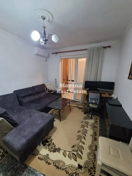 Tirane, jepet me qera apartament 1+1 Kati 2, 56 m² 400 € (Ali Demi)