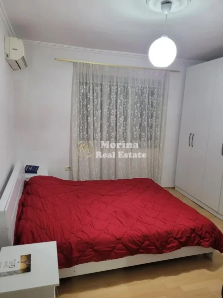 Tirane, jepet me qera apartament 1+1 Kati 2, 56 m² 400 € (Ali Demi)