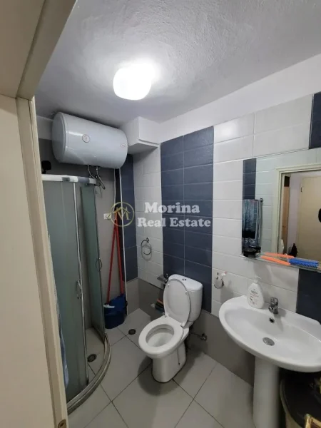 Tirane, jepet me qera apartament 1+1 Kati 2, 56 m² 400 € (Ali Demi)