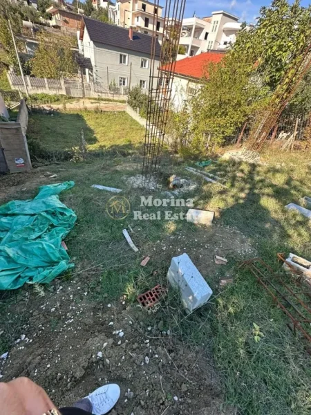 Tirane, shitet toke , 203 m² 45.000 € (Sanatoriumi)