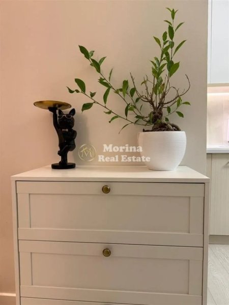 Tirane, shitet apartament 1+1 Kati 8, 50 m² 130.000 € (Rruga Bardhyl)