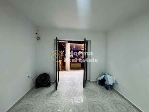 Tirane, jepet me qera ambjent biznesi Kati 1, 20 m² 500 € (Selite)