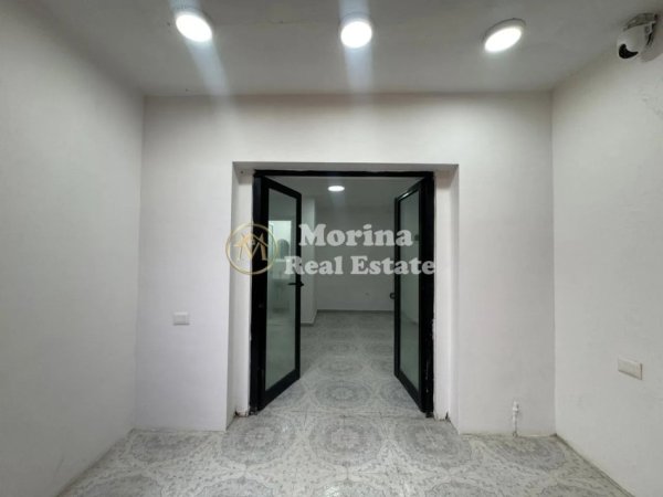 Tirane, jepet me qera ambjent biznesi Kati 1, 20 m² 500 € (Selite)