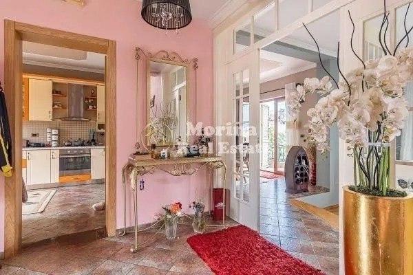 Tirane, shitet Vile 5+1 , 320 m² 600.000 € (Shkoze)