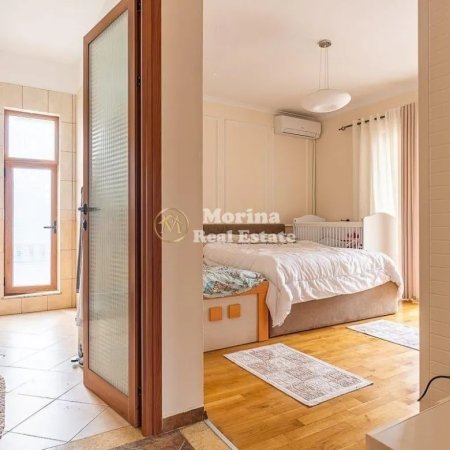 Tirane, shitet Vile 5+1 , 320 m² 600.000 € (Shkoze)