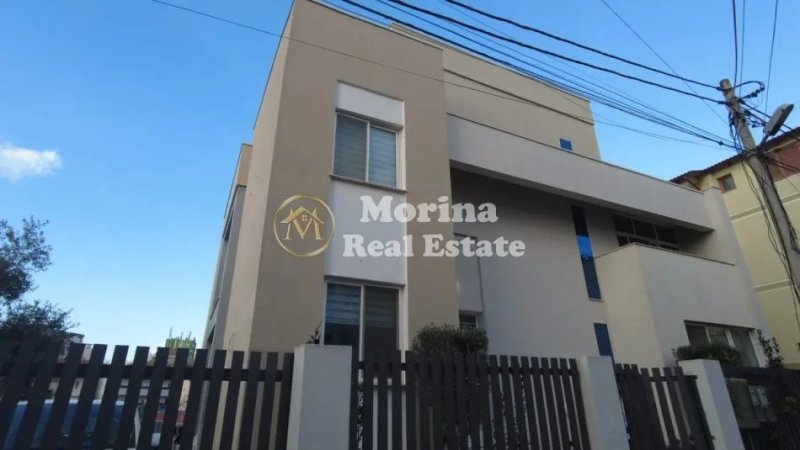 Tirane, shitet Vile 3 Katshe , 350 m² 800.000 € (Qytet Studenti)