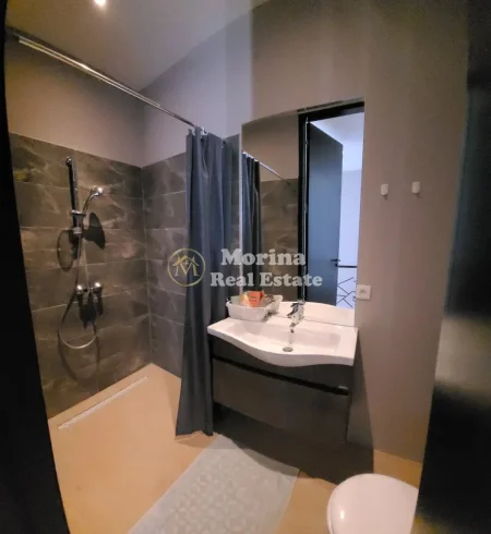 Tirane, shitet Vile 5+1 , 250 m² 880.000 € (Autostrada Tirane-Durres)