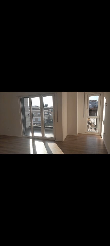 Tirane, jepet me qera apartament 2+1 Kati 2, 110 m² 750 € (Rruga Jordan Misja)