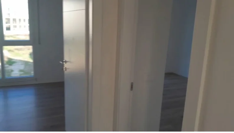 Tirane, jepet me qera apartament 2+1 Kati 2, 110 m² 750 € (Rruga Jordan Misja)