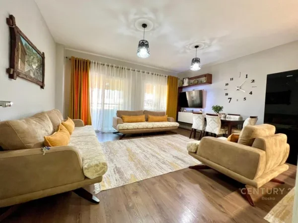 Tirane, shitet apartament Kati 6, 100 m² 170.000 € 