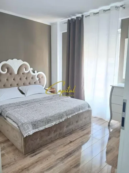 Tirane, jepet me qera apartament 1+1 Kati 9, 70 m² 700 € (21 DHJETORI)