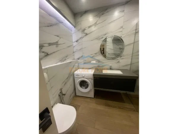 Tirane, jepet me qera apartament 1+1 Kati 6, 65 m² 500 € (RRUGA KARL GEGA)