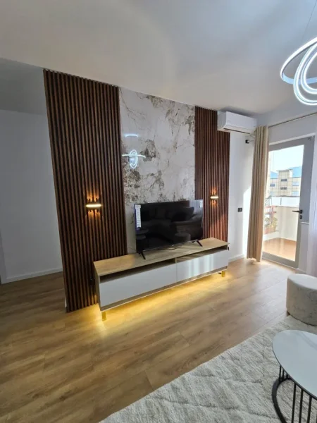 Tirane, shitet apartament 2+1 Kati 9, 79 m² 157.000 € 