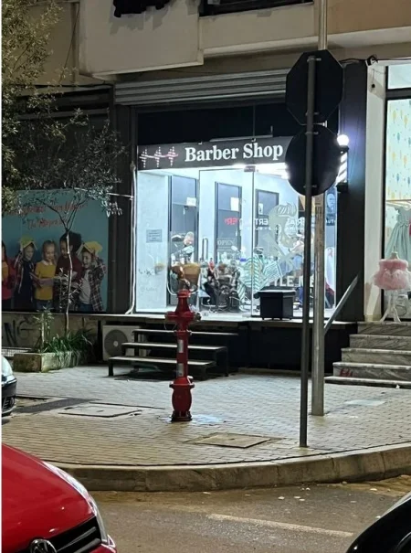 Tirane, shitet dyqan Kati 0, 41 m² 81.300 € (Yzberisht)