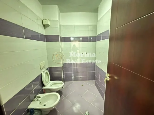 Tirane, shitet apartament 2+1 Kati 3, 103 m² 258.000 € (21 Dhjetori)