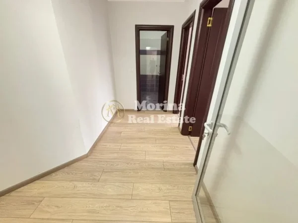 Tirane, shitet apartament 2+1 Kati 3, 103 m² 258.000 € (21 Dhjetori)