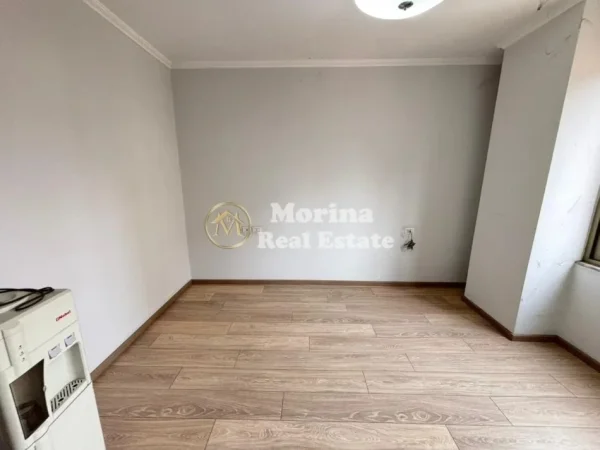 Tirane, shitet apartament 2+1 Kati 3, 103 m² 258.000 € (21 Dhjetori)