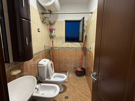 Shitet, Apartament 2+1, Rruga Hoxha Tahsim, Tiranë. AREA61380