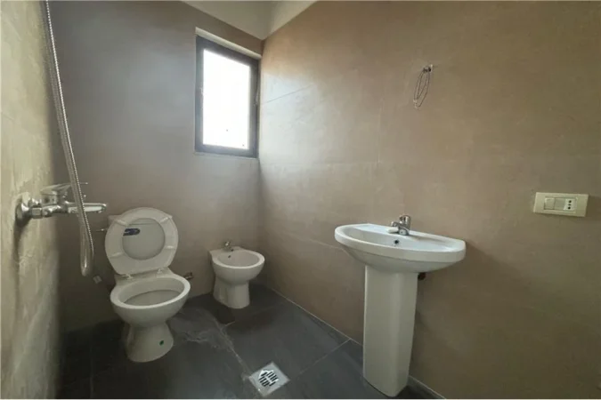 Vlore, shitet apartament+verande | Penthouse 2+1+Ballkon , 277 m² 200.000 € (Rruga “Gjergj Kastrioti”, Vlore)