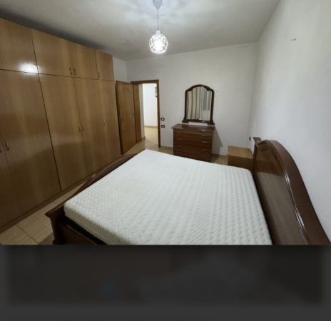 Jepet me Qira Apartament 2+1 pese minuta nga Brrylli,    450 €uro