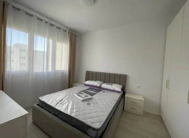 Tirane, jepet me qera apartament 2+1 Kati 9, 100 m² 600 € (Astir.)