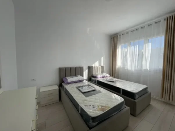 Tirane, jepet me qera apartament 2+1 Kati 9, 100 m² 600 € (Astir.)