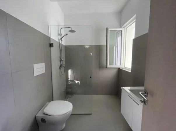 Tirane, jepet me qera apartament 2+1 Kati 9, 100 m² 600 € (Astir.)