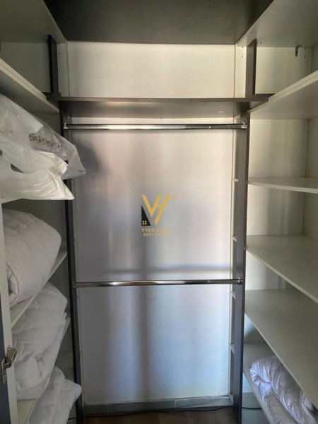 Tirane, jepet me qera apartament 2+1+Ballkon Kati 6, 120 m² 1.100 € (KOPSHTI ZOOLOGJIK)