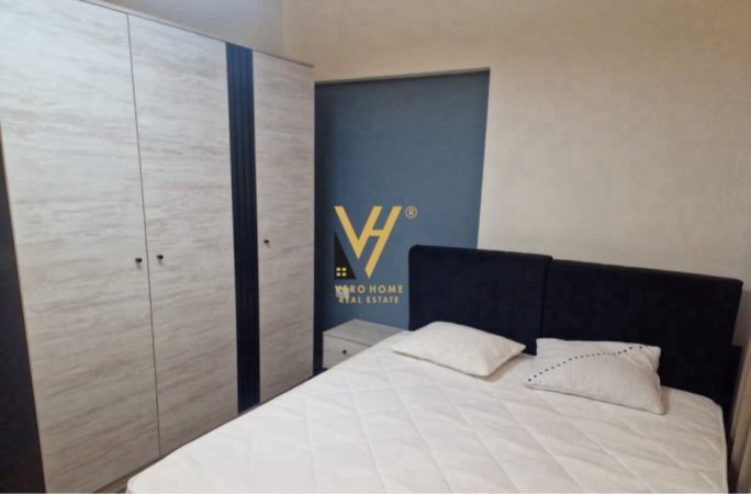 Tirane, jepet me qera apartament 2+1+Ballkon Kati 0, 84 m² 700 € (STACIONI I TRENIT)