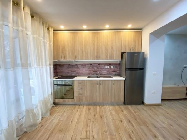 Tirane, shitet apartament 2+1 , 87 m² 239.000 € 