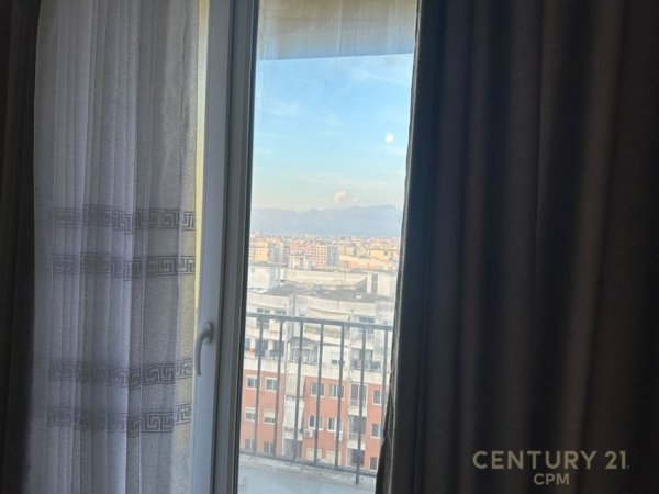 Tirane, jepet me qera apartament 1+1 Kati 9, 93 m² 501 € (Yzberisht)