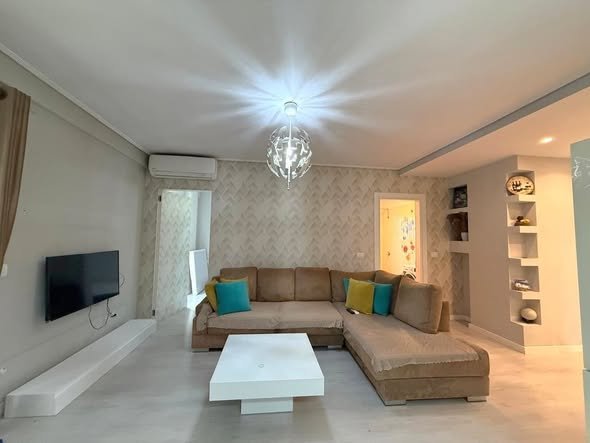 Tirane, shitet apartament 2+1 , 92 m² 146.000 € 