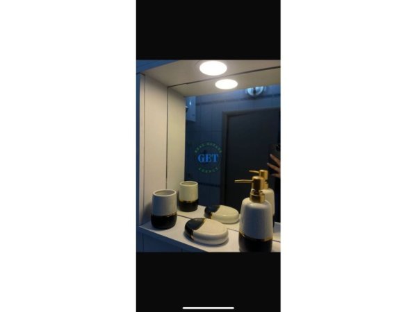 Durres, jepet me qera apartament 1+1 Kati 3, 65 m² 300 € (Plazh)