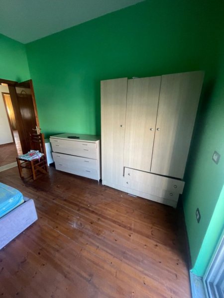 JEPET ME QERA KATI I 2-TË I NJË VILE NE ASTIR,   450 €URO