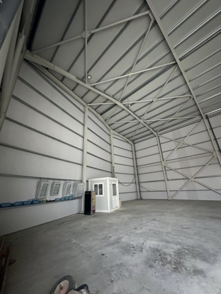 Tirane, jepet me qera ambjent biznesi Kati 0, 760 m² 2.700 € (Prush,Vaqarr)