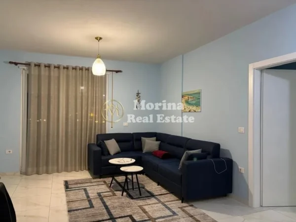 Tirane, jepet me qera apartament 1+1 Kati 8, 65 m² 500 € (Yzberisht)