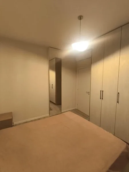 Tirane, jepet me qera apartament 1+1+Ballkon , 76 m² 650 € (Zogu i zi)
