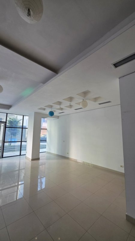 Lushnje, shitet Kati 0, 97 m² 115.000 € (MBRAPA MUZEUT LUSHNJE)