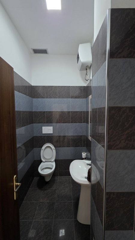 Lushnje, shitet Kati 0, 97 m² 115.000 € (MBRAPA MUZEUT LUSHNJE)
