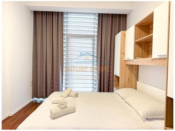 Tirane, jepet me qera apartament 2+1+Ballkon Kati 2, 90 m² 1.200 € (Komuna E Parisit)