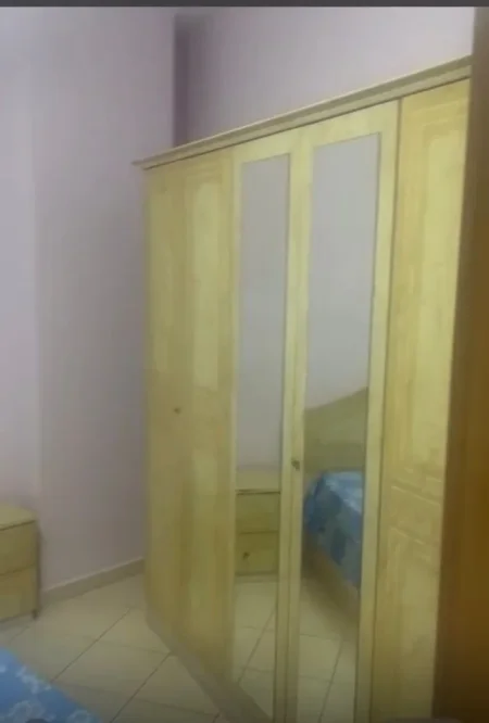 Tirane, jepet me qera shtepi 1+1 Kati 1, 75 m² 420 € (Unaza e Re)