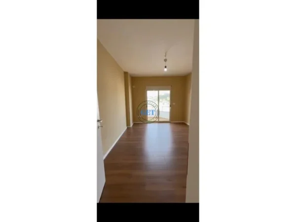 Durres, shitet apartament 2+1 Kati 9, 105 m² 155.000 € (Drejtoria e Policise)