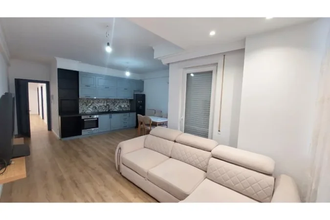 SHITET APARTAMENT 2+1 TEK MATERNITETI I RI-BRRYLI