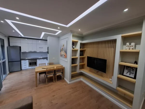 Tirane, jepet me qera apartament 1+1 Kati 5, 70 m² 600 € (Zogu i Zi)