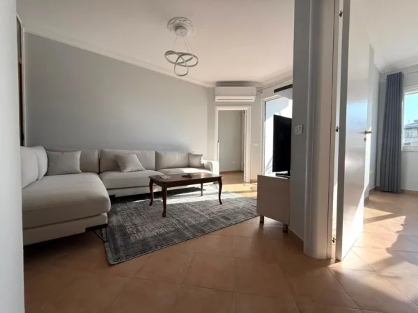 Tirane, jepet me qera apartament 2+1 Kati 7, 89 m² 750 € (Rruga e Kosovareve)