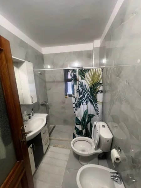 Tirane, shitet apartament 1+1+Ballkon Kati 2, 63 m² 85.000 € (Llambi Bonata)