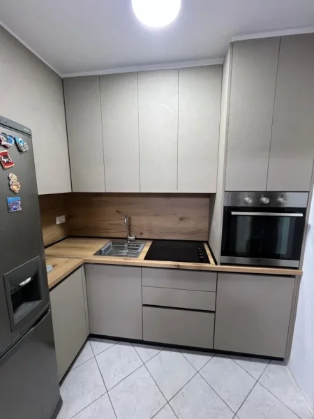 Tirane, shitet apartament 1+1+Ballkon Kati 2, 63 m² 85.000 € (Llambi Bonata)