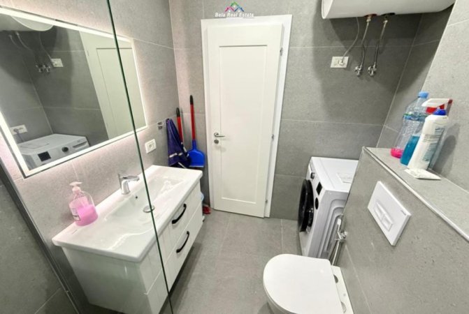 Tirane, jepet me qera apartament 1+1 Kati 4, 50 m² 650 € (Rruga e Elbasanit)
