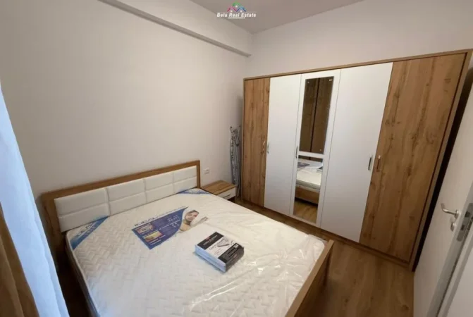 Tirane, jepet me qera apartament 1+1 Kati 4, 50 m² 500 € (Rruga Pasho Hysa)