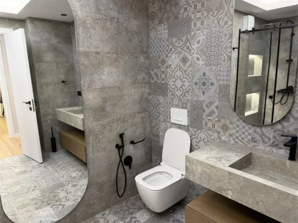 Tirane, jepet me qera apartament 3+1 Kati 2, 150 m² 1.300 € (Kodra e Diellit)